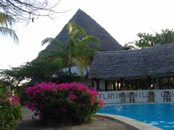 Il Flamingo Hotel di Malindi 24 ore prima dell'incendio