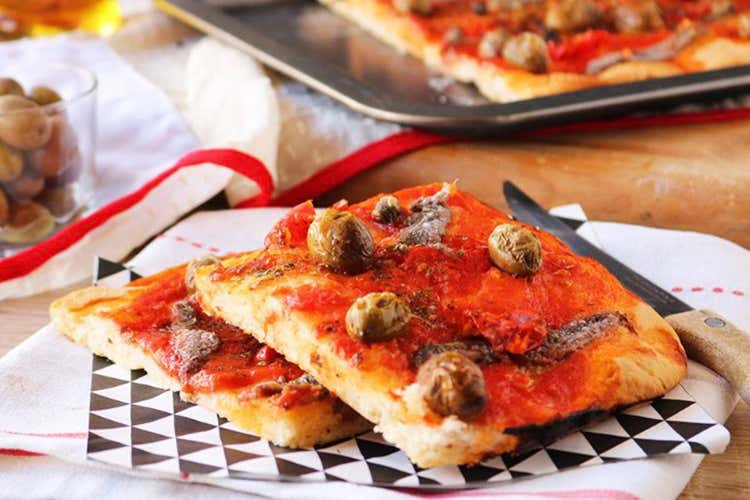 Focaccia alla Pugliese Focaccia alla Pugliese