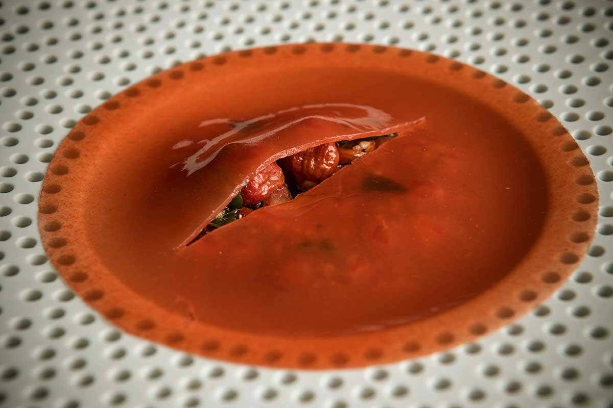 Uno dei piatti in menu: Fontana o pomodoro Da zero a due stelle, così Giovanni Salofra ha fatto risplendere i Tre Olivi