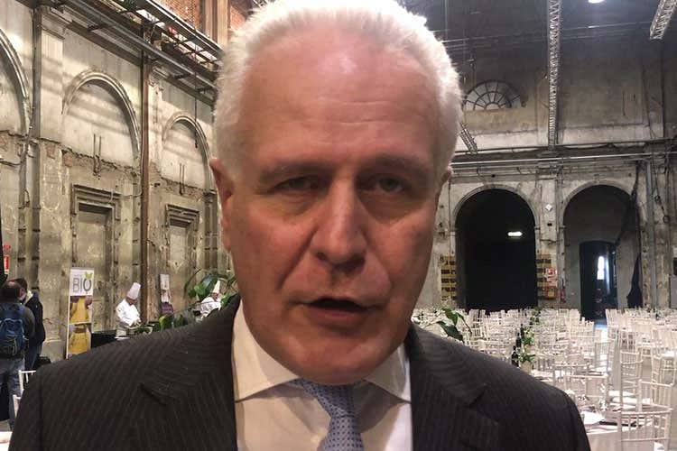 Eugenio Giani (Toscana, un Patto di filiera per avvicinare produttori e cuochi) Eugenio Giani (Toscana, un Patto di filiera per avvicinare produttori e cuochi)