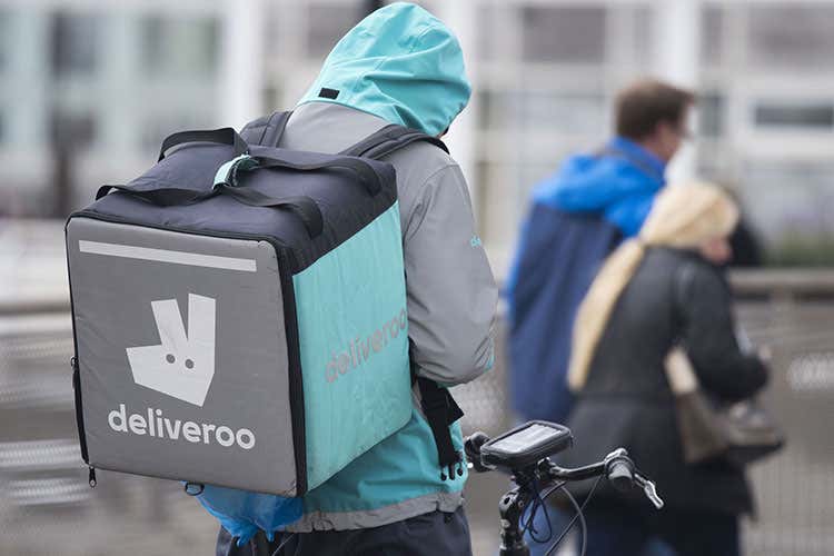 Nell'operazione l'azienda è stata valutata oltre 7 miliardi di dollari - Nuovo finanziamento per Deliveroo che punta alla Borsa
