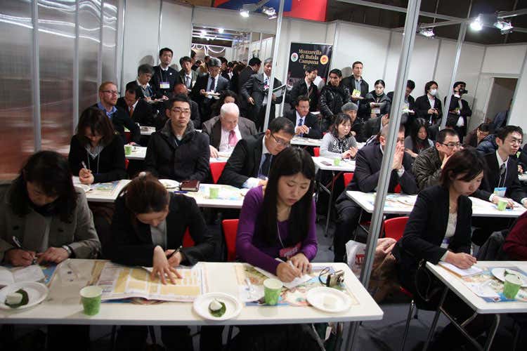 (I formaggi Dop italiani volano insieme al Foodex di Tokio) (I formaggi Dop italiani volano insieme al Foodex di Tokio)