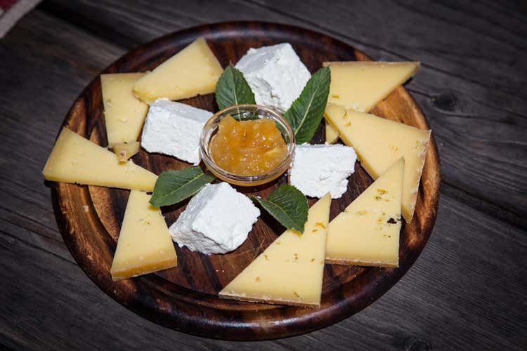 Formaggi di malga con la marmellata (Formaggi di malga all&rsquo;asta per sostenere l'agricoltura montana)