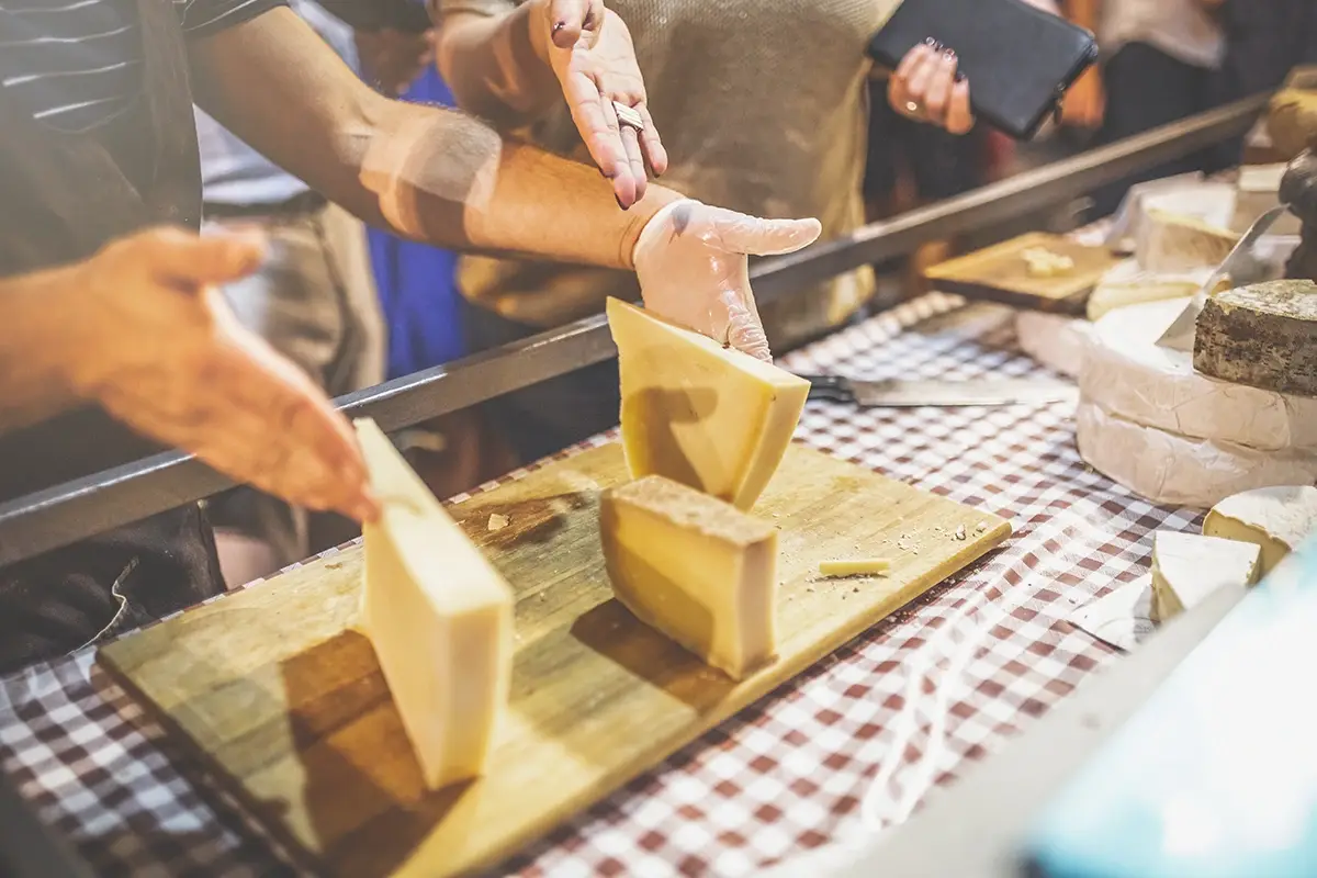 I formaggi il souvenir pi&ugrave; amato Il ricordo delle vacanze? Continua con i prodotti tipici