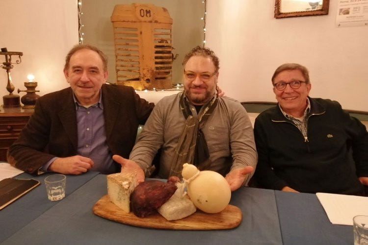 Stefano Mariotto, Vincenzo, Mancino e Domenico Villani (Segreti e sapori dei formaggi rari A Roma una mostra-mercato)