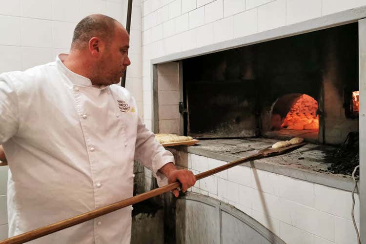 Giampiero Pecoraro (I forni a legna di Bagheria Tradizione e gusti d&rsquo;altri tempi)