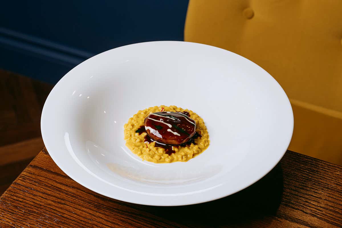 Il ristorante che cucina “nudo”: materia prima e identità nel cuore di Porta Romana