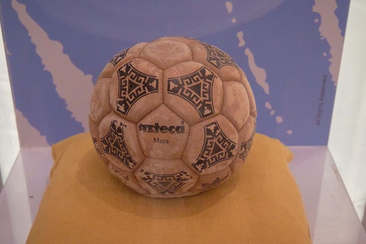 &quote;Mi chiamo Diego - vengo da Napoli&quote; la mostra nella pizzeria di Vitagliano