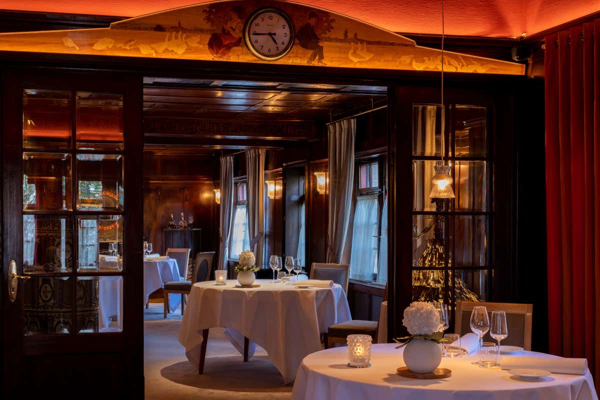 Una delle sale del Relais & Châteaux La Fourchette des Ducs