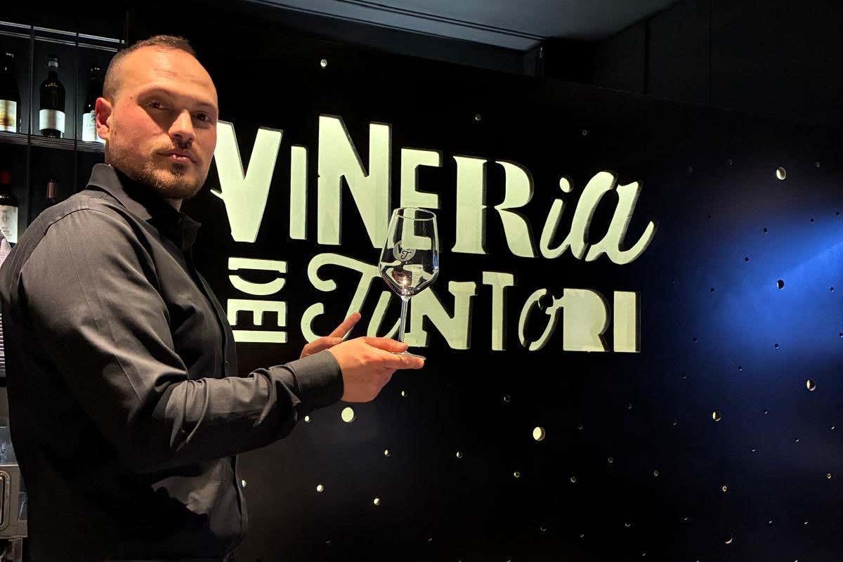 Francesco Pagani, sommelier della Vineria dei Tintori di Monza