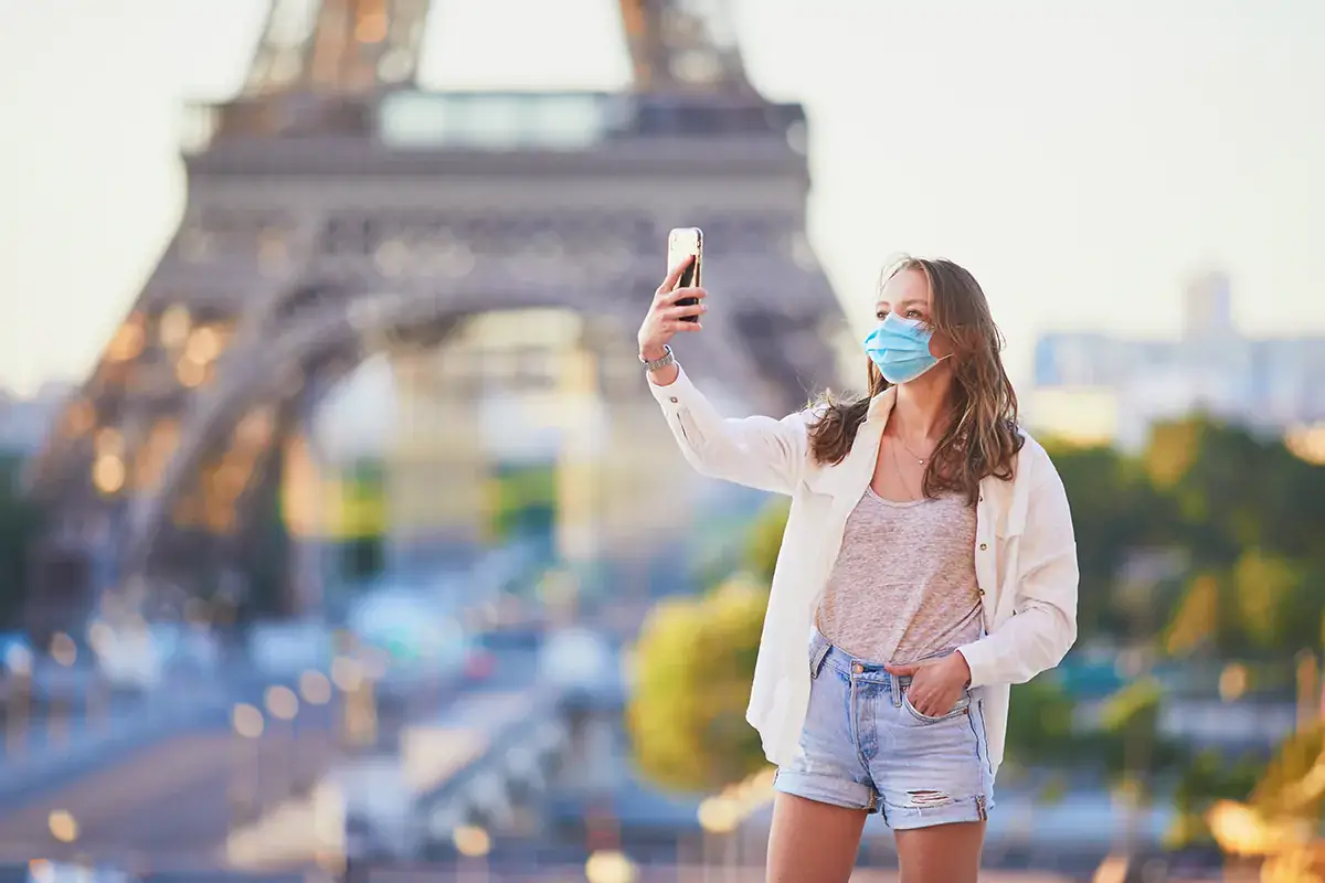 Green pass anche per gli adolescenti francesi fra i 12 e i 17 anni Francia, modello italiano sul green pass ai ragazzi dai 12 ai 17 anni