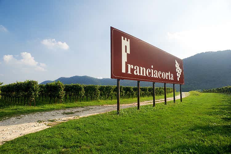 (Franciacorta, si cerca di far squadra Ma i campanilismi sono un freno) (Franciacorta, si cerca di far squadra Ma i campanilismi sono un freno)