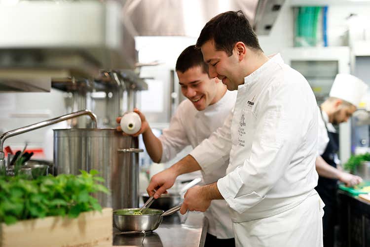 Antonio e Vincenzo Lebano in cucina - I fratelli Lebano, talenti in ascesa