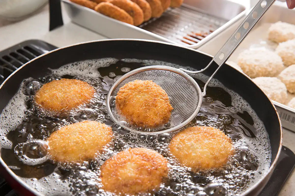 Frittura a Natale? S&igrave;, a patto di usare olio extravergine di oliva Frittura a Natale, perch&eacute; no? L'importante &egrave; usare l'olio extravergine di oliva