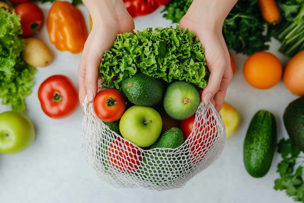 Ortofrutta, consumi in ripresa: nei primi sei mesi +4% nei volumi e +8% nella spesa Frutta e verdura la spesa delle famiglie torna a crescere nel 2025