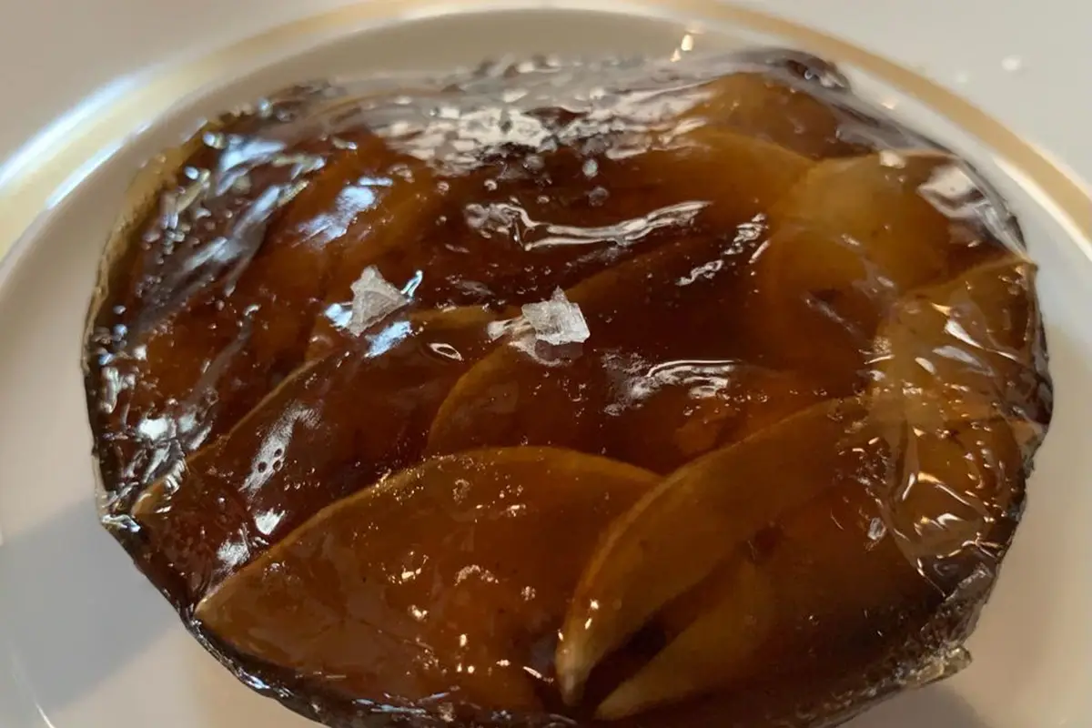 Funghi, alici, foie-gras e mirtilli Pipero, lo stellato che non ti aspetti: ribelle alle regole con cucina sorprendente