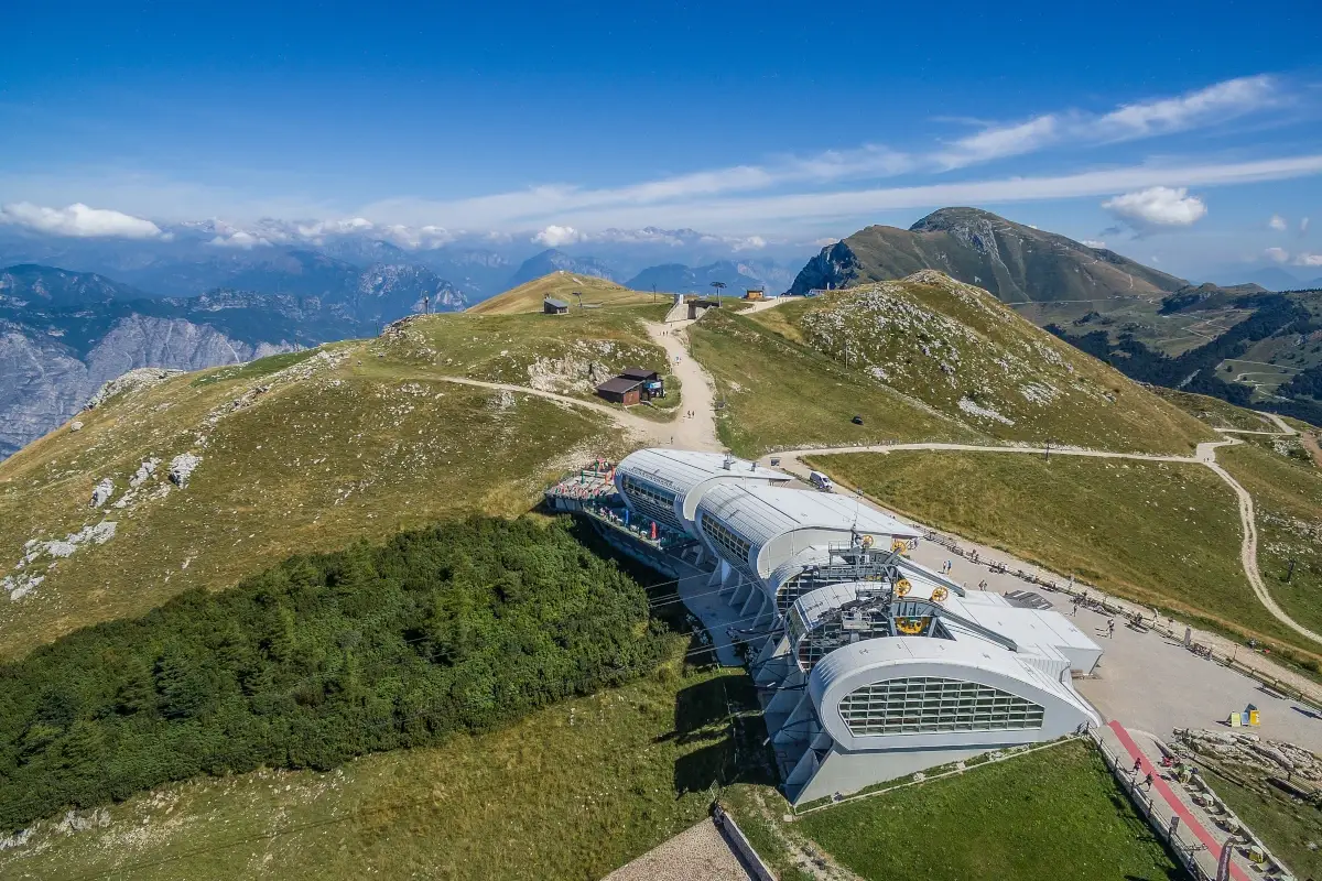 La funivia del Monte Baldo&nbsp; Centopercentogarda, gusto e territorio con il Lago al centro
