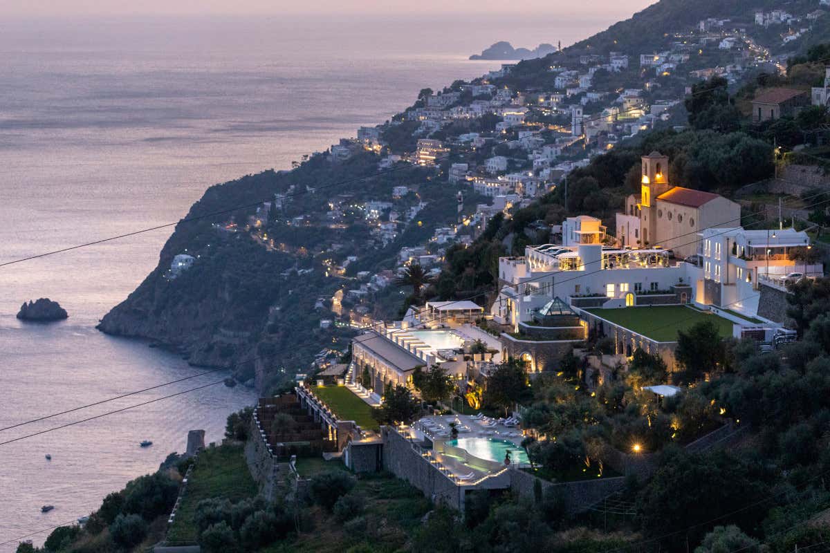 Furore Grand Hotel: relax, alta cucina e benessere sulla Costiera amalfitana