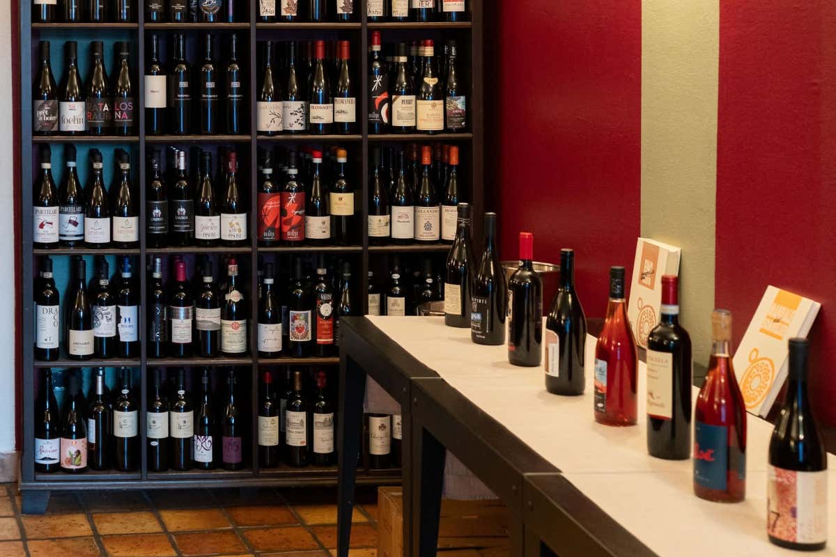 La grande selezione di vini dell'Osteria del Portone