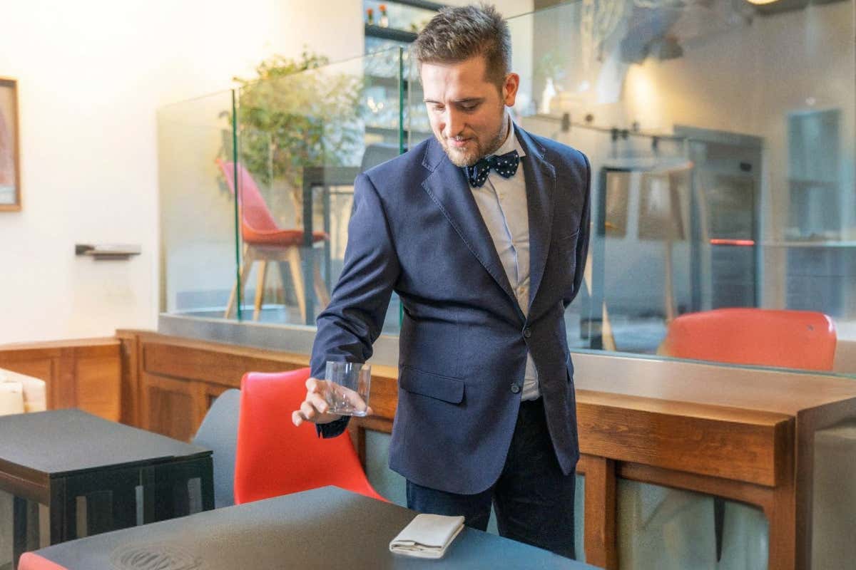 La sala non è morta: siamo noi che l’abbiamo lasciata marcire La sala non è morta: siamo noi che l’abbiamo lasciata marcire