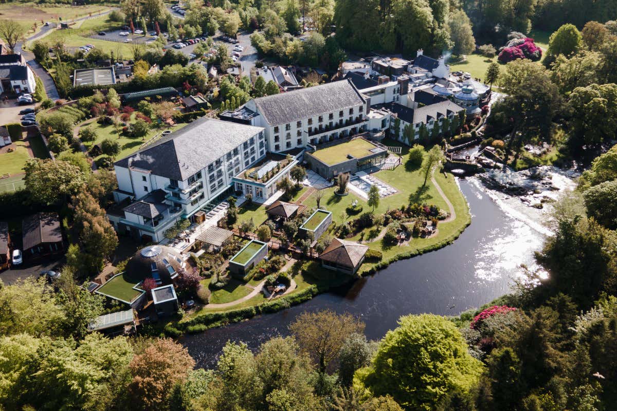 Alla scoperta dell'Irlanda fra tradizioni, buon cibo e soggiorni lussuosi