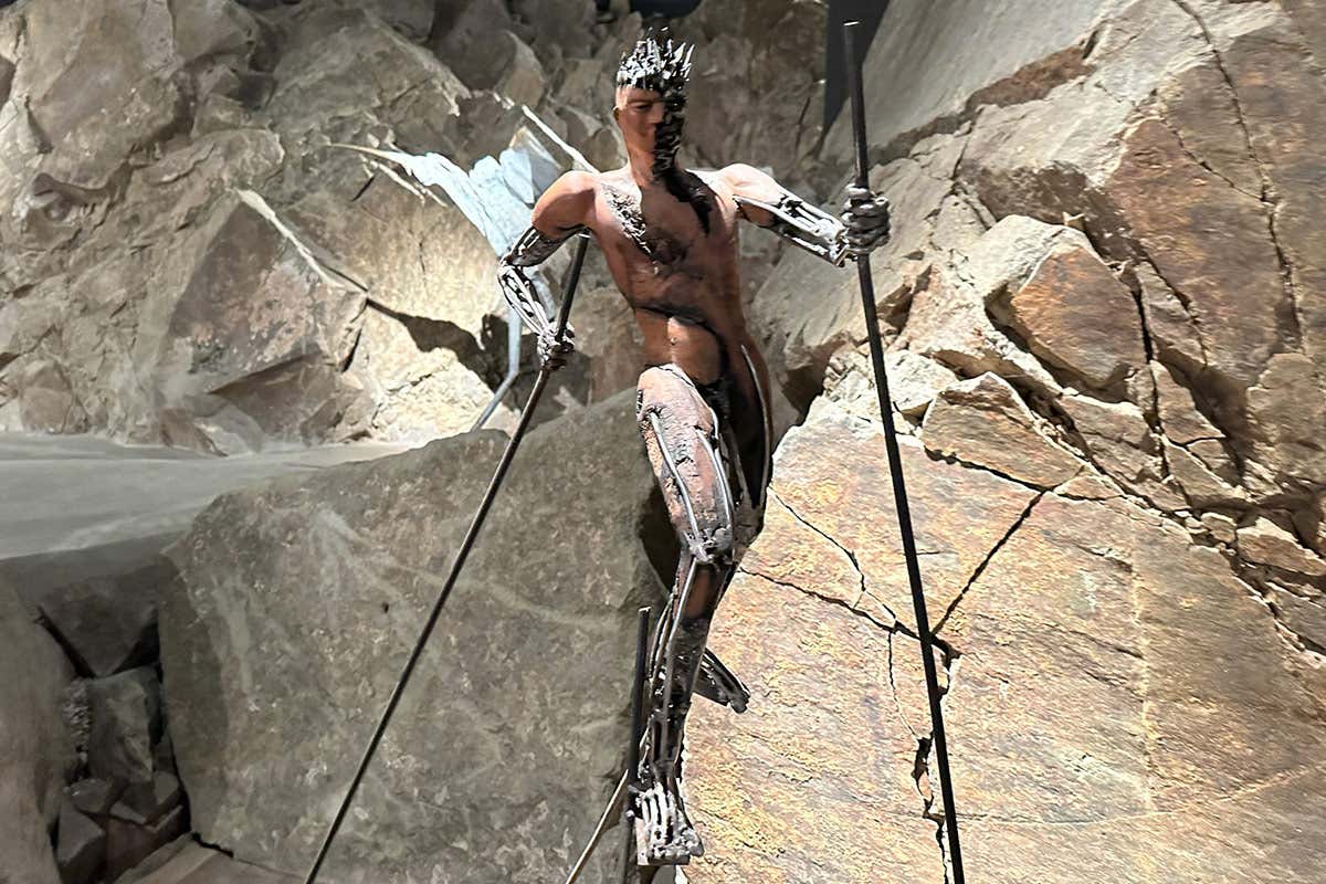 Arte tra le rocce Arte gusto e cavalli affiancano le nuove splendide suite alla Gallaria del Turm