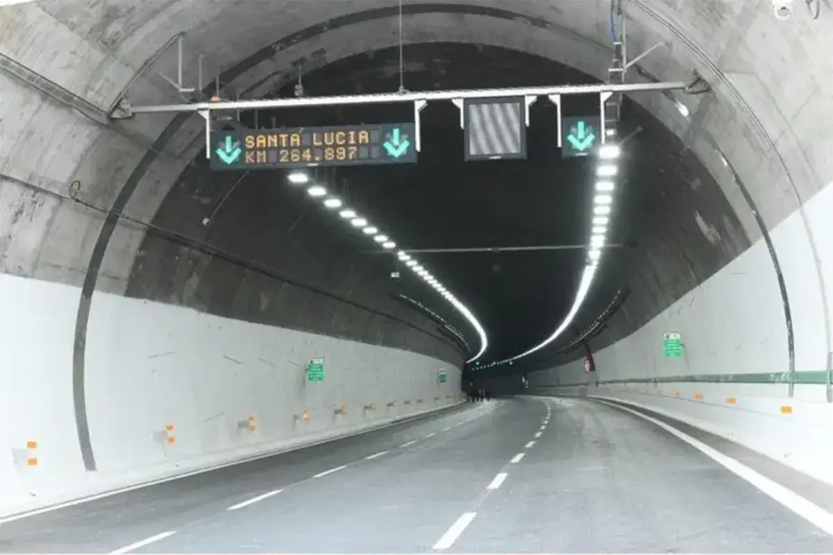 Aspi, apre la terza corsia Barberino-Firenze Nord Autostrade, apre la galleria a tre corsie pi&ugrave; linga d&rsquo;Europa