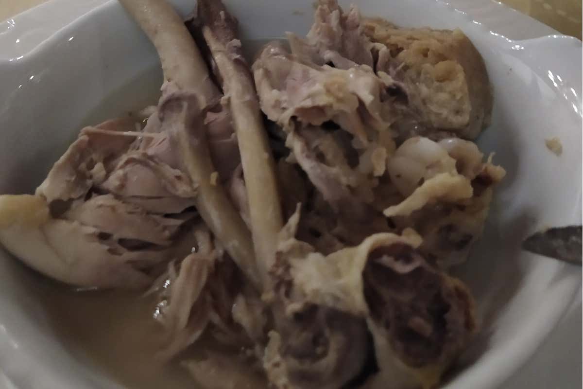 Gallina lessa L'inno alla cucina povera di Marco Festa