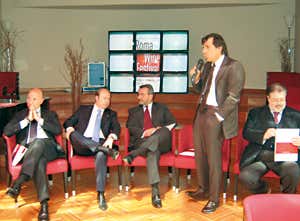 da sinistra Marco Panella, Davide Bordoni,Paolo Cuccia, Massimo Pallottini (al microfono),Daniele Cernilli