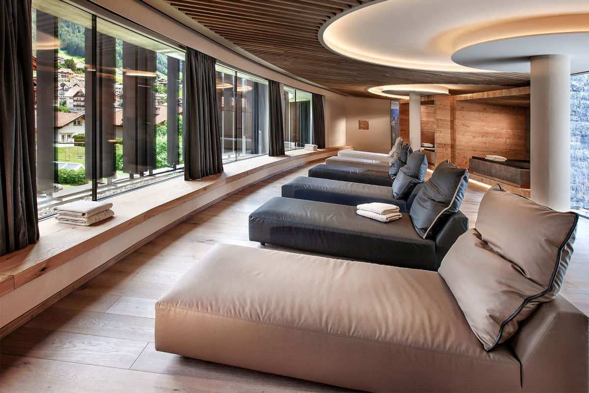 Gardena Hotel & Spa, il lusso che rigenera: tra alta cucina, suite e vista Dolomiti