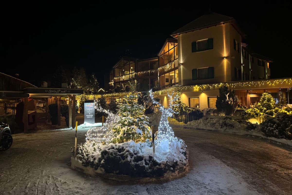 I migliori allestimenti natalizi 2024 degli hotel: Tivoli Palazzo Gaddi I migliori allestimenti natalizi 2024 degli hotel: Tivoli Palazzo Gaddi