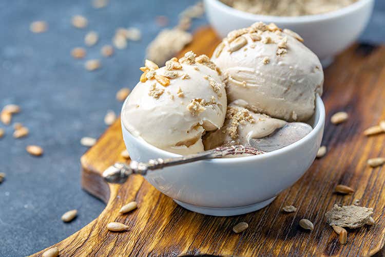 Il gelato come pasto anche in inverno per rimettersi in forma - Tornare in forma per l'estate? Mangiare il gelato anche in inverno Il gelato come pasto anche in inverno per rimettersi in forma - Tornare in forma per l'estate? Mangiare il gelato anche in inverno