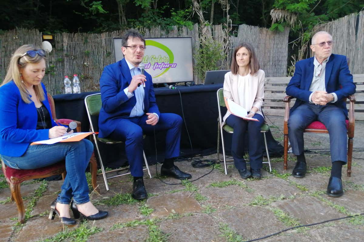 Il gelato confezionato non si scioglie: è boom di consumi in Italia Il gelato confezionato non si scioglie: è boom di consumi in Italia