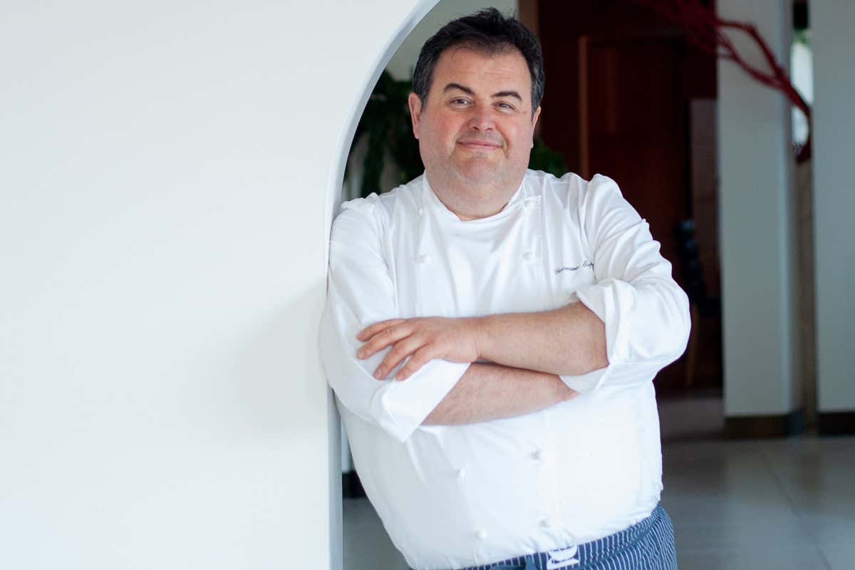 «La cucina non salva il mondo, ma può renderlo più giusto»: la lezione etica di Gennarino Esposito «La cucina non salva il mondo, ma può renderlo più giusto»: la lezione etica di Gennarino Esposito