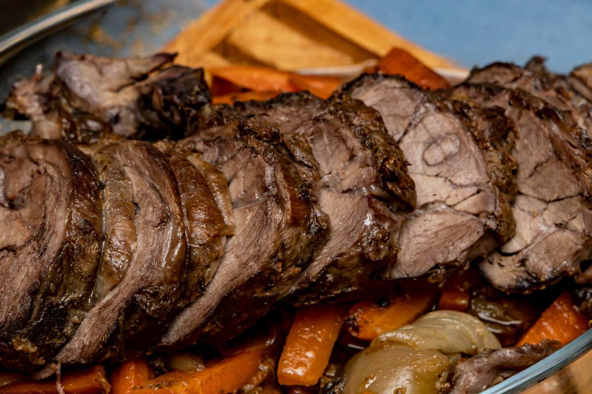 Un pranzo a Genova nel 1692: la cucina porta in tavola il Nuovo Mondo