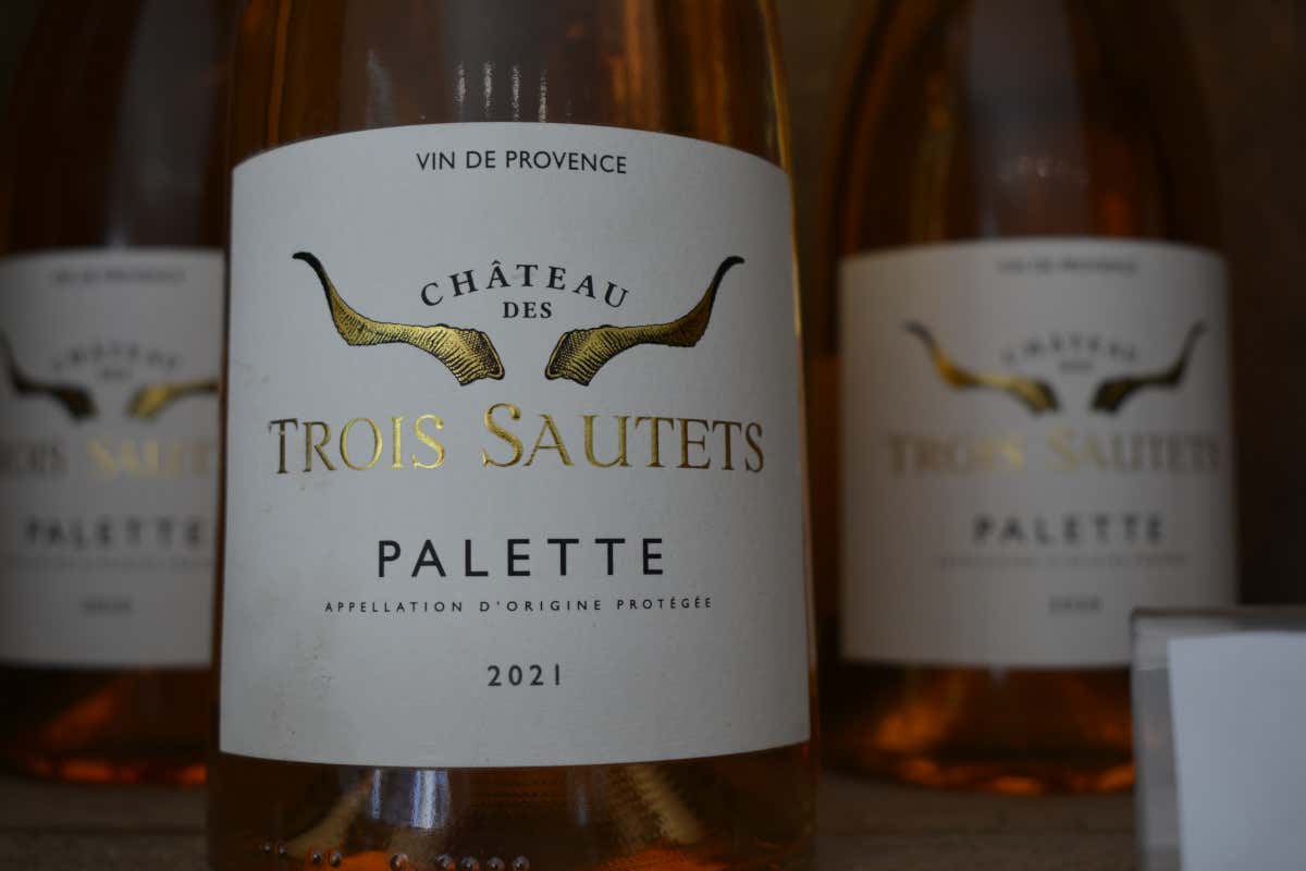Les Trois Sautets, vino del territorio di Palette