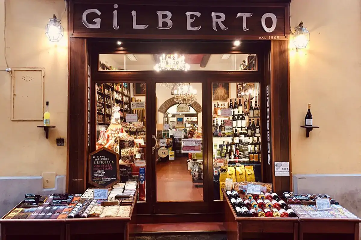 La drogheria ed enoteca Gilberto a Bologna Botteghe storiche e negozi alimentari di vicinato, resistenza sulla via della ripresa