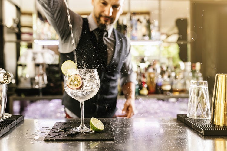 Due giorni dedicati al Gin, l'8 e 9 settembre (Torna a Milano il Gin Dayper una sfida con il Martini Cocktail)