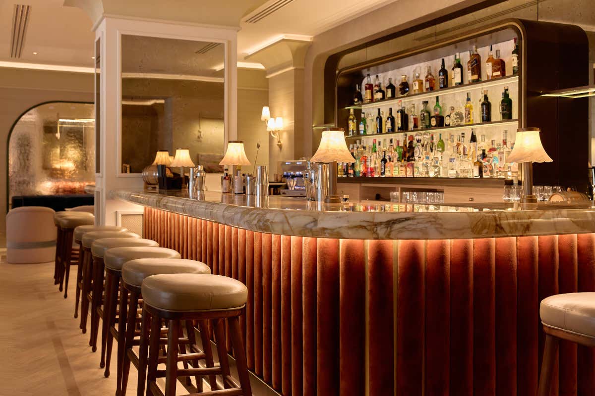 Il bancone del cocktail bar di Gio Gio’s