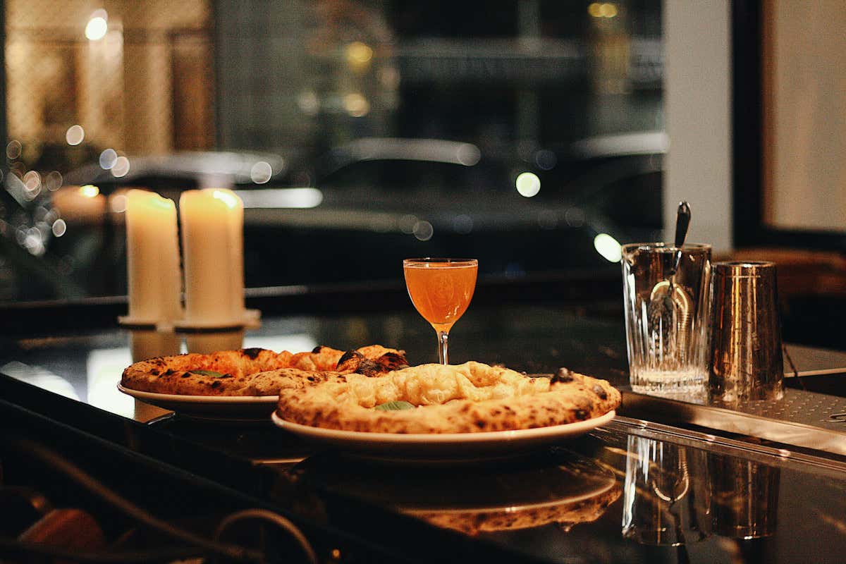 Pizza e cocktail Da Giolina una serata &ldquo;frizzante&rdquo; a base di pizza d&rsquo;autore e Champagne Ruinart