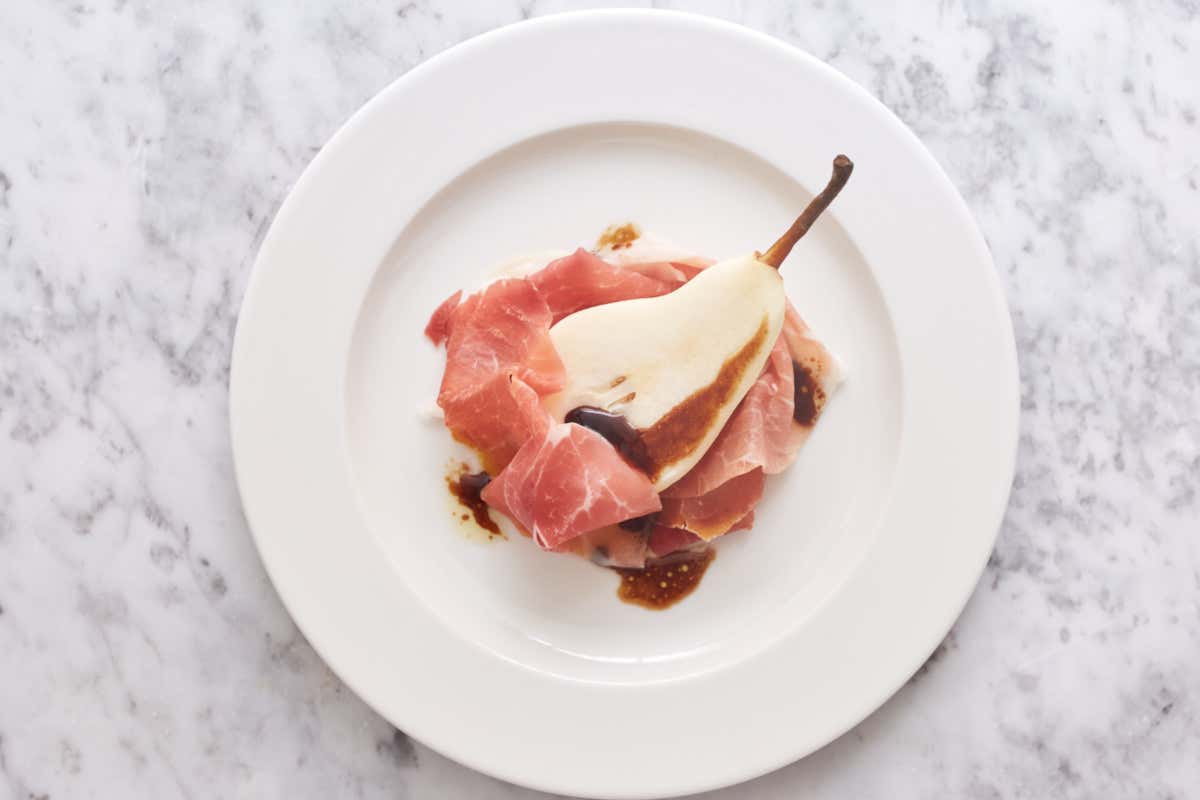 Giorgio Locatelli: «Basta compromessi, la mia cucina oggi è decrescita felice» Giorgio Locatelli: «Basta compromessi, la mia cucina oggi è decrescita felice»