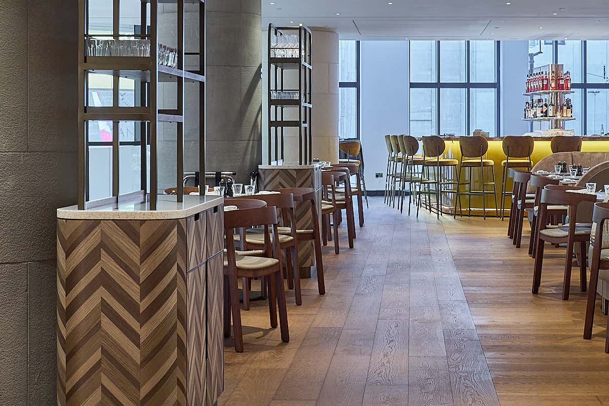 Giorgio Locatelli: «Basta compromessi, la mia cucina oggi è decrescita felice» Giorgio Locatelli: «Basta compromessi, la mia cucina oggi è decrescita felice»