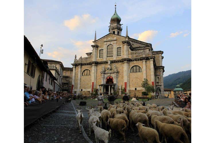 (I giorni del Melgotto La Val Gandino celebra il mais spinato)