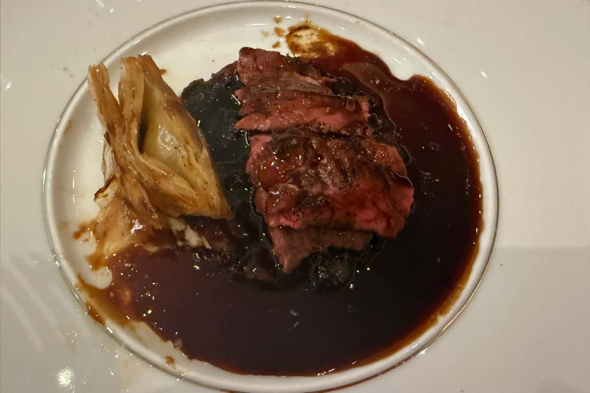 Diaframma di garronese veneta, guancia brasata e camomilla