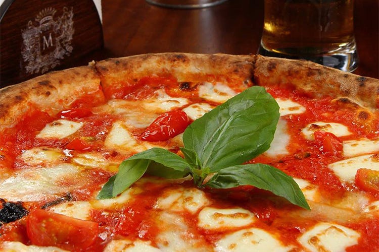 La pizza italiana di Giovanni Casa  ha conquistato il Medio Oriente