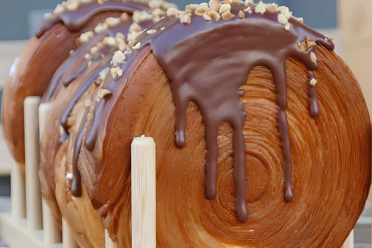 New York roll croissant