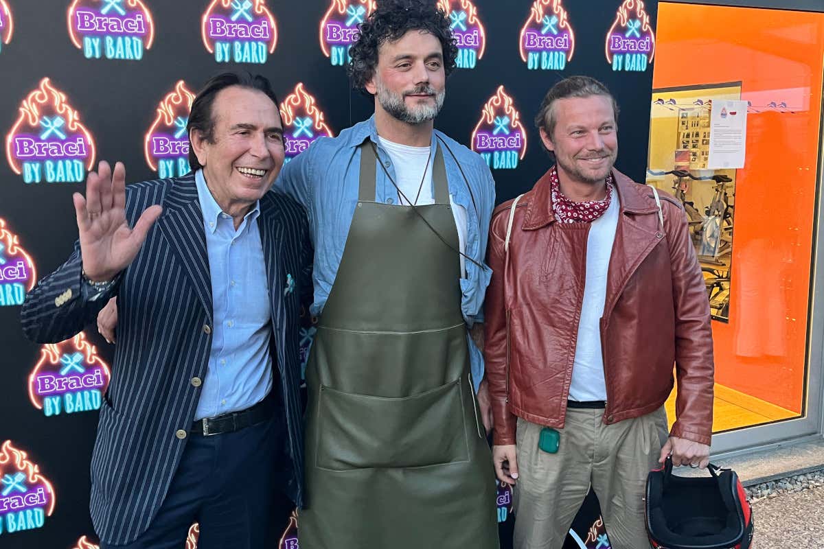 Barù insieme a Giucas Casella e Davide Silvestri  Barù ha aperto