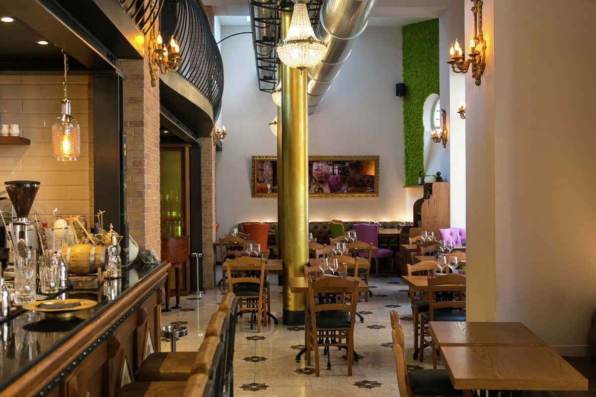 Giulia Restaurant Grandi classici e innovazione: ecco dove mangiare a Ferragosto a Roma Giulia Restaurant Grandi classici e innovazione: ecco dove mangiare a Ferragosto a Roma