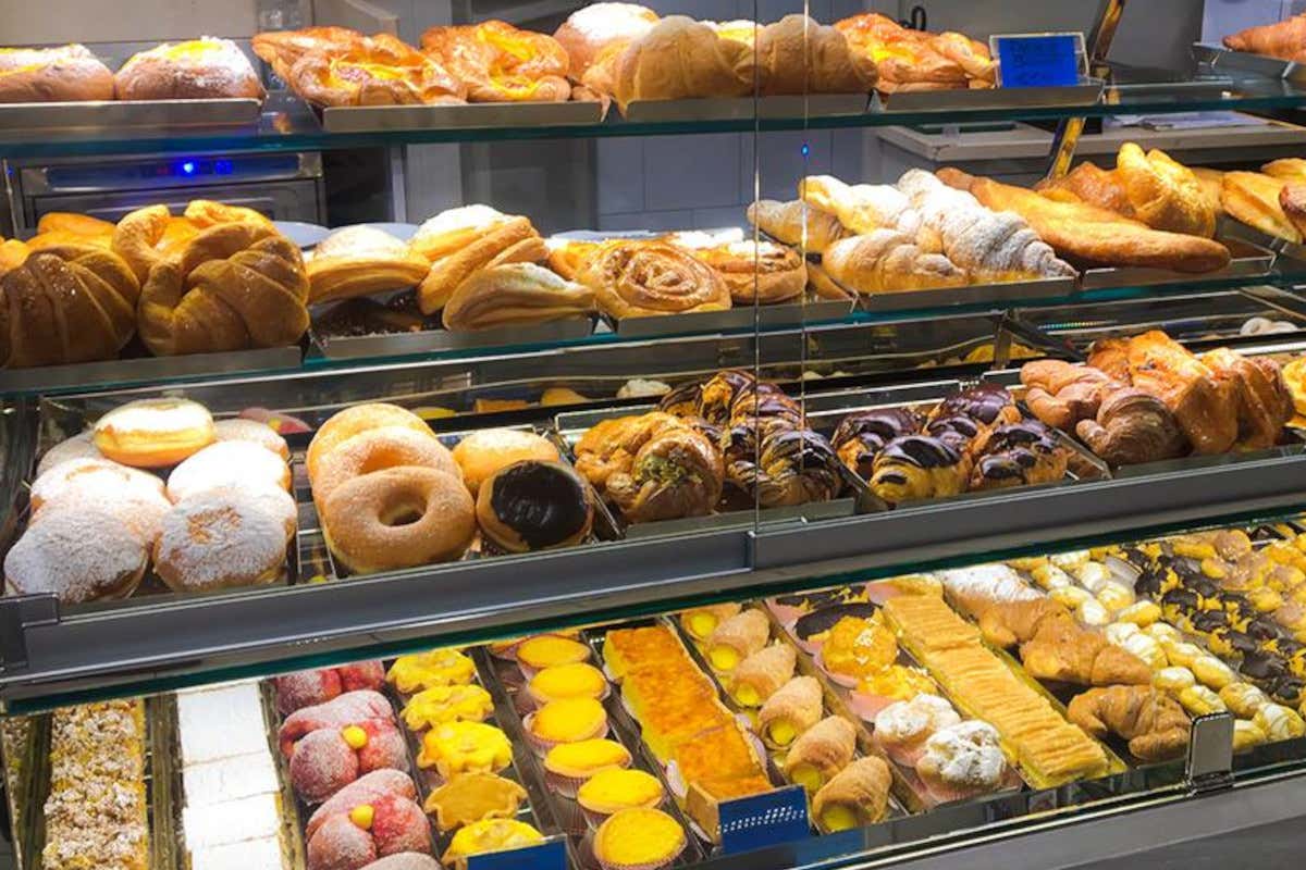 Dietro al banco con Giulia Ruscelli, la prima donna del caffè in Italia