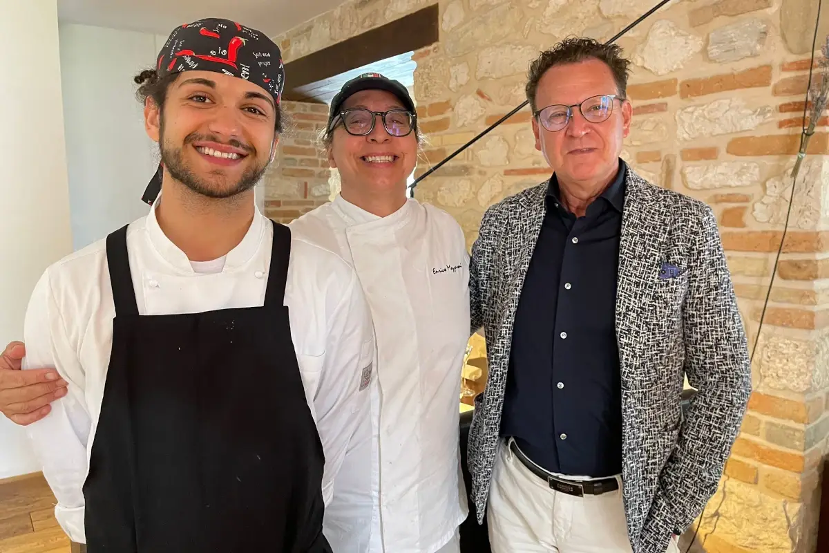 Giulio Isidori, Enrico Mazzaroni e Roberto Morello Istintivo, giocoso, creativo: il nuovo menu de Il Tiglio di Montemonaco